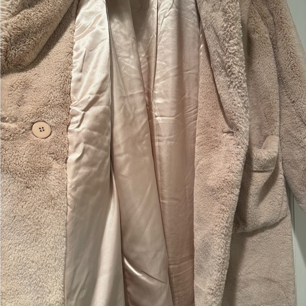 Like New Tyler Boe Women's Faux Fur Long Cozy Teddy Coat L - Picture 4 of 5